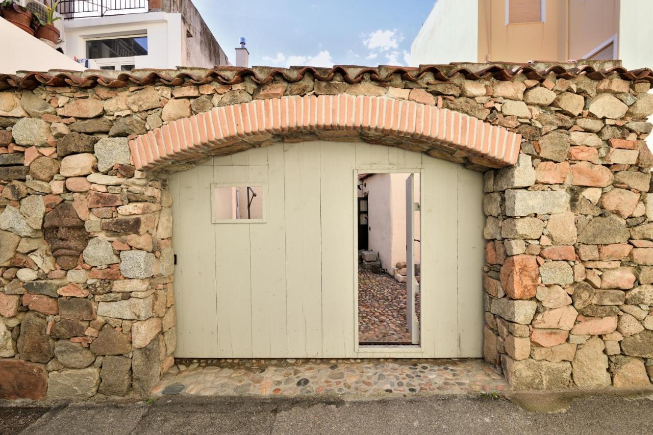 Villa Un Gioiello In Centro Storico Bari Sardo Exterior foto